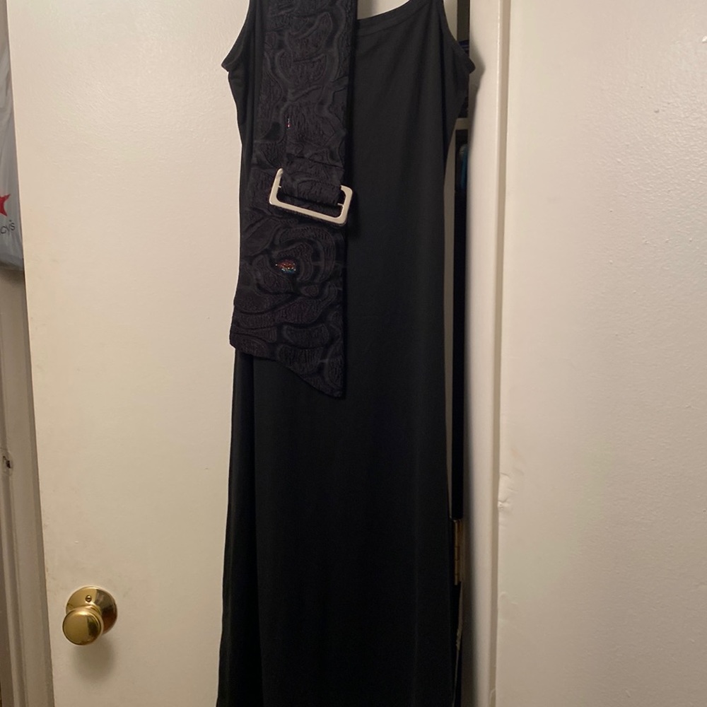 Women’s new black lace 2 piece dress with belt and pockets very stylish. - Picture 7 of 12